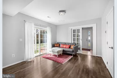 8261 Electric Avenue, Vienna, VA 22182 - Photo 7