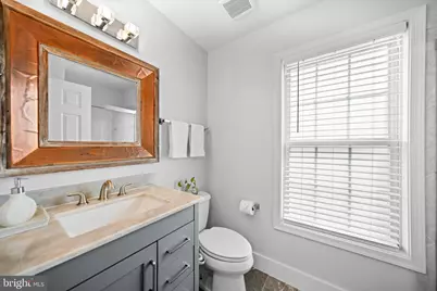 8261 Electric Avenue, Vienna, VA 22182 - Photo 29