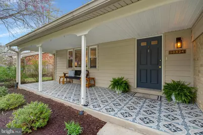 10424 Collingham Drive, Fairfax, VA 22032 - Photo 3
