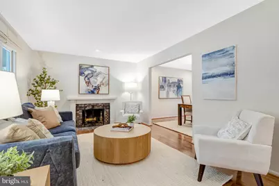 10424 Collingham Drive, Fairfax, VA 22032 - Photo 7