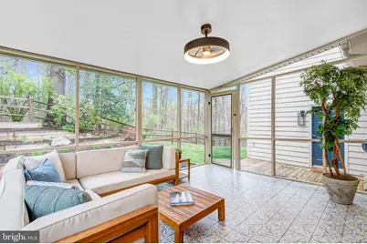 10424 Collingham Drive, Fairfax, VA 22032 - Photo 15