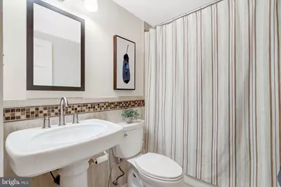10424 Collingham Drive, Fairfax, VA 22032 - Photo 33