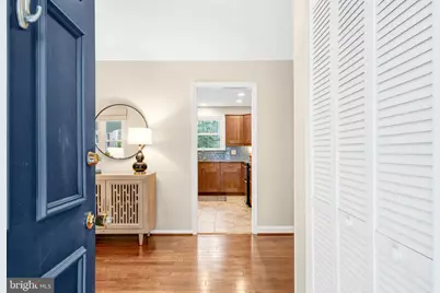 10424 Collingham Drive, Fairfax, VA 22032 - Photo 5