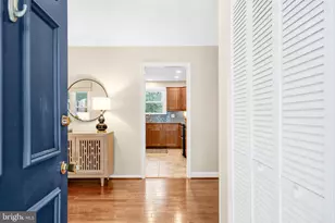 10424 Collingham Dr, Fairfax, VA 22032 - Photo 5