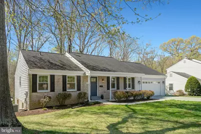 8813 Queen Elizabeth Boulevard, Annandale, VA 22003 - Photo 1