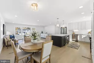 8615 Kerry Ln, Springfield, VA 22152 - Photo 9