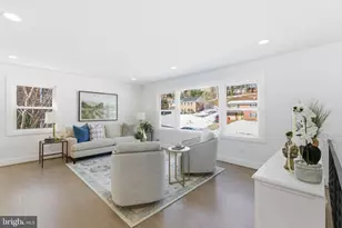 8615 Kerry Ln, Springfield, VA 22152 - Photo 5