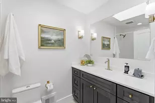 8615 Kerry Ln, Springfield, VA 22152 - Photo 25