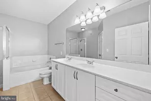 12917 Centre Park Cir, Herndon, VA 20171 - Photo 17