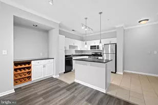 12917 Centre Park Cir, Herndon, VA 20171 - Photo 7