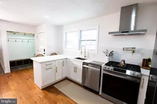 7304 Inzer St, Springfield, VA 22151 - Photo 5