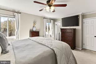 9056 Brook Ford Rd, Burke, VA 22015 - Photo 27