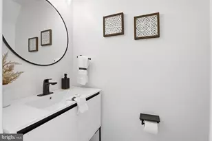 4102 Port Rae Ln, Fairfax, VA 22033 - Photo 5