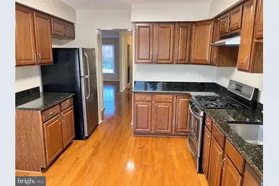 [Address not provided], Oakton, VA 22124 - Photo 5