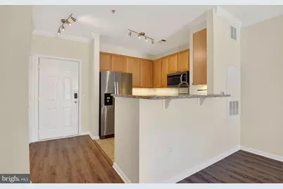 9480 Virginia Center Boulevard #314, Vienna, VA 22181 - Photo 5