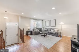 4261 Fox Lake Dr, Fairfax, VA 22033 - Photo 5