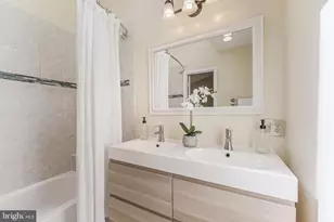 4261 Fox Lake Dr, Fairfax, VA 22033 - Photo 37