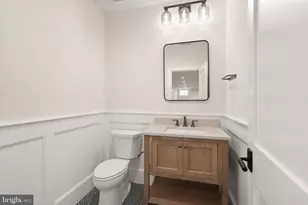 5850 Upton St, McLean, VA 22101 - Photo 93