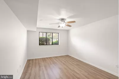 2042 Royal Fern Court #1B, Reston, VA 20191 - Photo 9