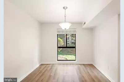 2042 Royal Fern Court #1B, Reston, VA 20191 - Photo 5
