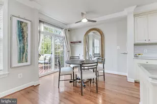 113 Herndon Mill Cir, Herndon, VA 20170 - Photo 11