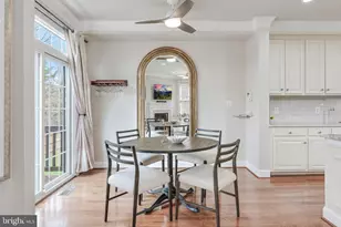 113 Herndon Mill Cir, Herndon, VA 20170 - Photo 13