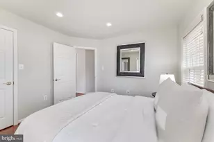 113 Herndon Mill Cir, Herndon, VA 20170 - Photo 45