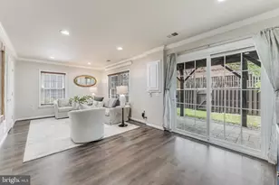 113 Herndon Mill Cir, Herndon, VA 20170 - Photo 51