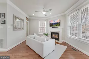 113 Herndon Mill Cir, Herndon, VA 20170 - Photo 15