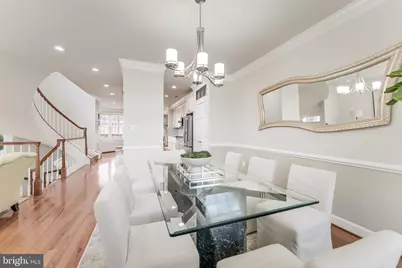 113 Herndon Mill Circle, Herndon, VA 20170 - Photo 23