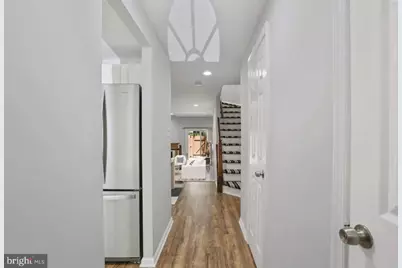 2120 Whisperwood Glen Lane, Reston, VA 20191 - Photo 7