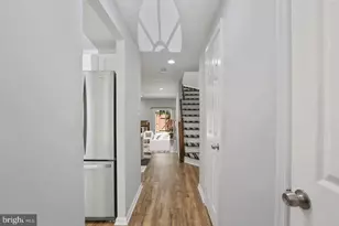 2120 Whisperwood Glen Ln, Reston, VA 20191 - Photo 7