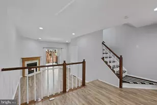 2120 Whisperwood Glen Ln, Reston, VA 20191 - Photo 11