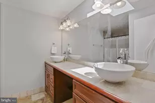 2120 Whisperwood Glen Ln, Reston, VA 20191 - Photo 19