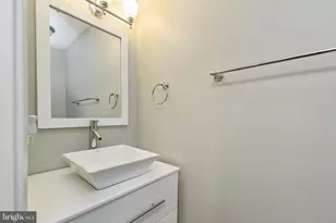 3378 Lakeside View Dr, Falls Church, VA 22041 - Photo 9