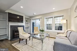 3378 Lakeside View Dr, Falls Church, VA 22041 - Photo 11