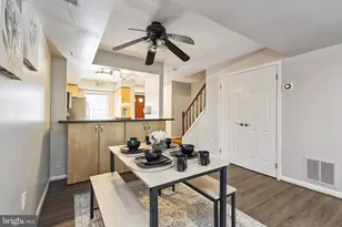 3378 Lakeside View Dr, Falls Church, VA 22041 - Photo 17