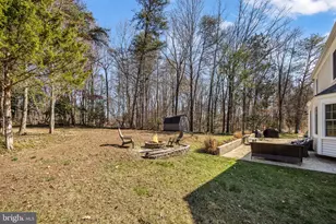 8504 Silverdale Rd, Lorton, VA 22079 - Photo 43