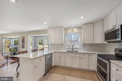 8504 Silverdale Road, Lorton, VA 22079 - Photo 11