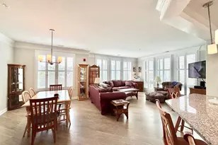 6107 Fairview Farm Dr, Alexandria, VA 22315 - Photo 5