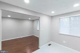 5814 Rock Forest Ct, Centreville, VA 20121 - Photo 13