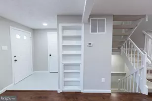 5814 Rock Forest Ct, Centreville, VA 20121 - Photo 9