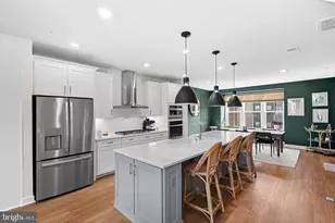 2240 Woodland Gap Terrace, Herndon, VA 20171 - Photo 17