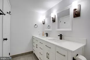 3307 Lakeside View Dr, Falls Church, VA 22041 - Photo 29