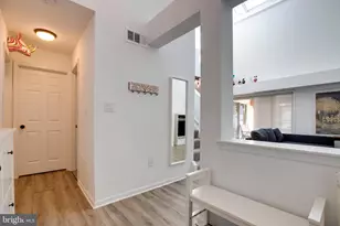 3307 Lakeside View Dr, Falls Church, VA 22041 - Photo 5