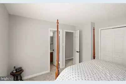 13513 King Charles Drive, Chantilly, VA 20151 - Photo 25