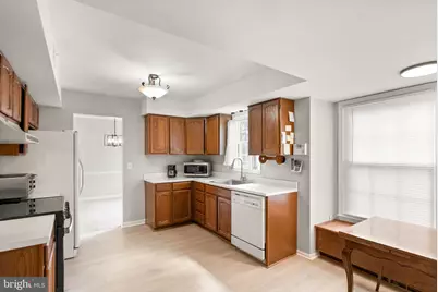 13513 King Charles Drive, Chantilly, VA 20151 - Photo 15