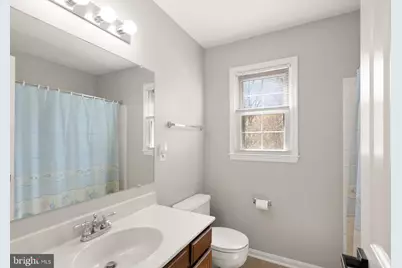 13513 King Charles Drive, Chantilly, VA 20151 - Photo 31