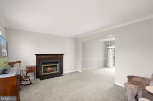 13513 King Charles Dr, Chantilly, VA 20151 - Photo 7