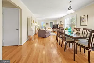 1431 Flynn Ct, Herndon, VA 20170 - Photo 9